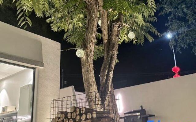 HHHO Tree House B&B (Badaling Water Gate Great Wall Branch)