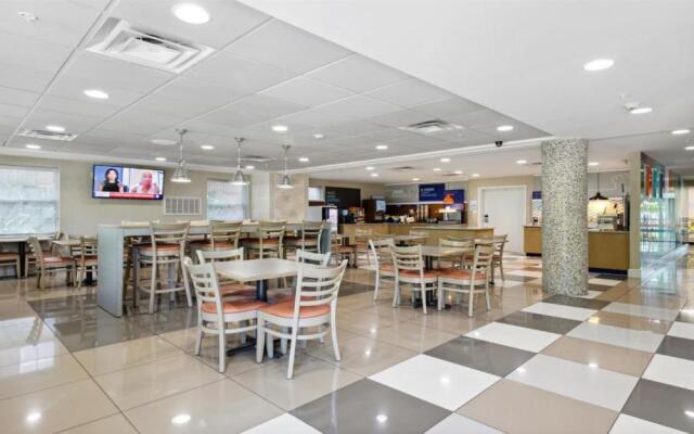 Holiday Inn Express Williamsburg North by IHG