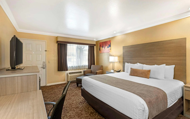 Best Western Hanford Inn