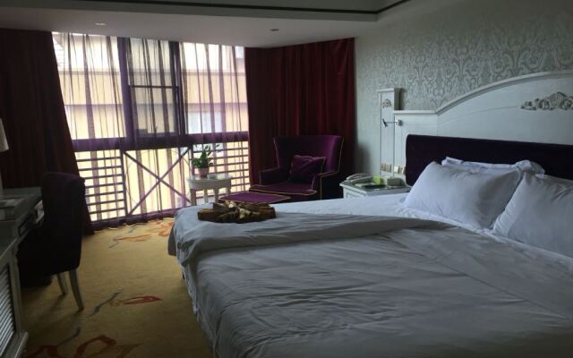 Vienna Hotel (Exposition center)