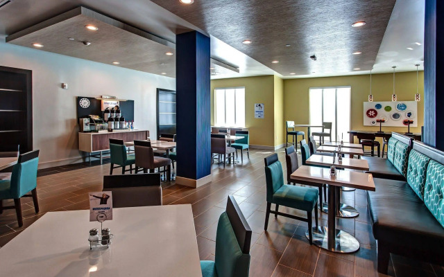 Holiday Inn Express & Suites Gatesville - N. Ft Hood by IHG