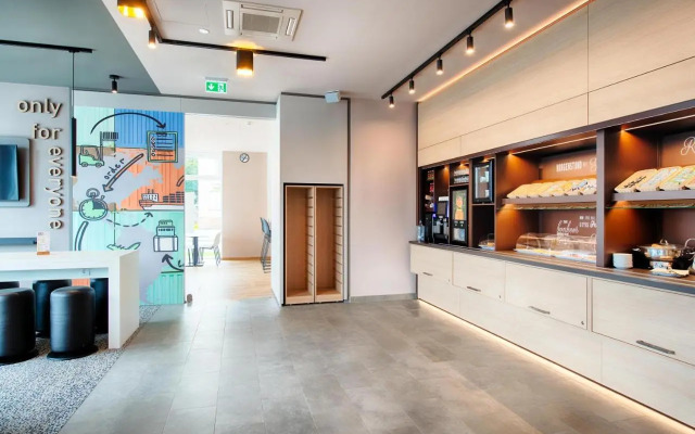 B&B Hotel Stuttgart-Neckarhafen