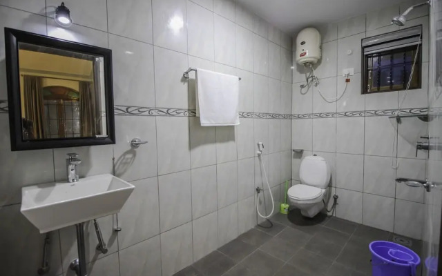 OYO 10723 Home Pool View Studio Colva