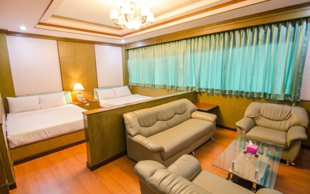 Boss Hotel