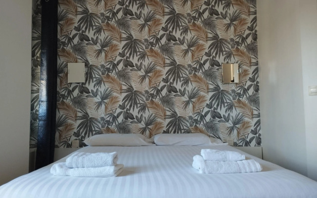 Brit Hotel L'Arrivée Guingamp