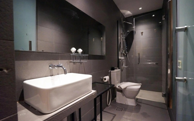 Chaos Boutique Hotel