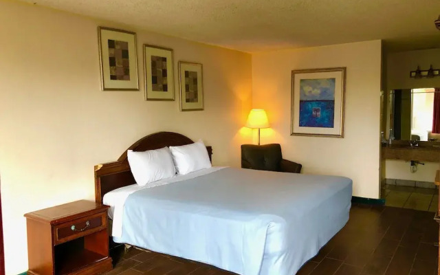 Bossier Inn and Suites