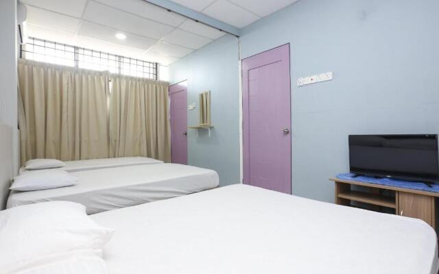 SPOT ON 89796 D'noor Budget Inn