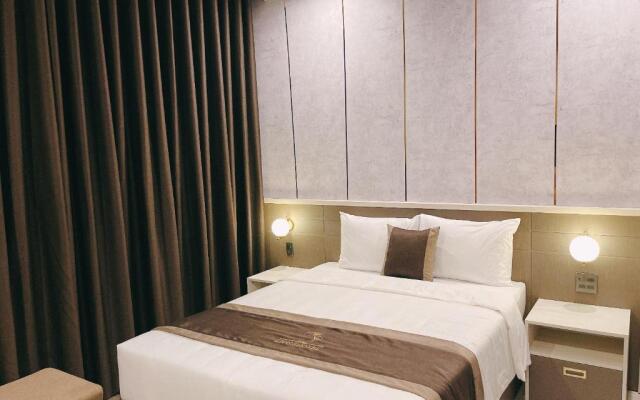 Lion 3 Hotel