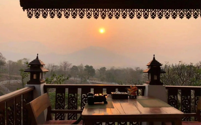 E-outfitting Pai Resort