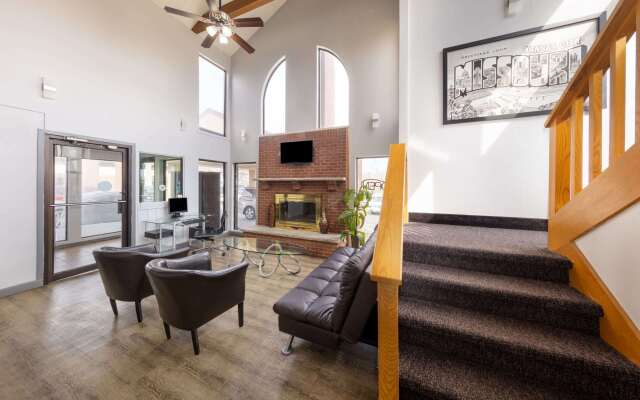 Super 8 by Wyndham Kansas City Airport North