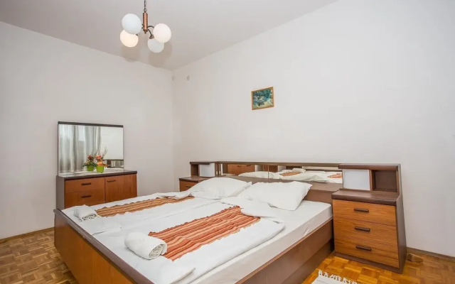Apartments Adria 577