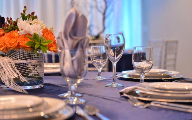 Holiday Inn Express & Suites Loma Linda- San Bernardino S by IHG
