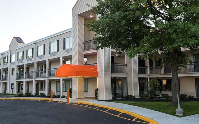 Baymont Inn and Suites by Wyndham Columbus / Near OSU