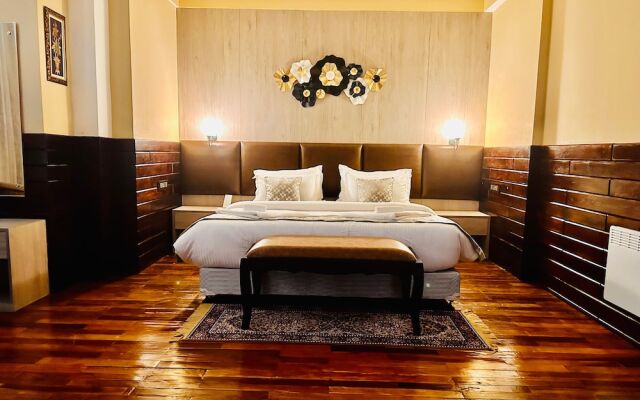 Silver Cloud Hotel