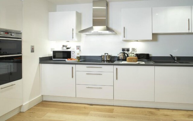 Tower Bridge London Apartments