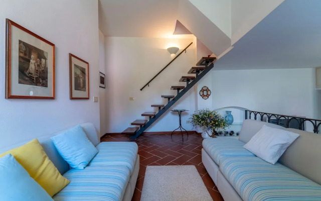 Loppia Secret Mansarda by Wonderful Italy