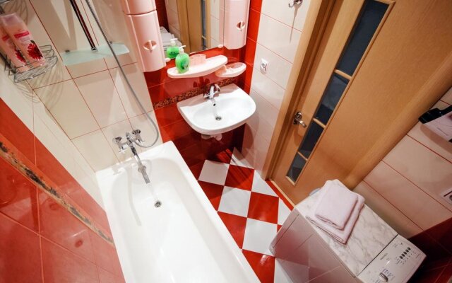 Two-room apartment on 44 Independence Avenue