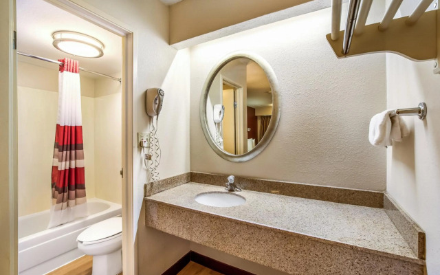 Red Roof Inn Detroit - Plymouth/ Canton