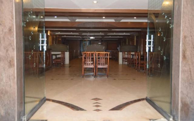 Hotel Maurya