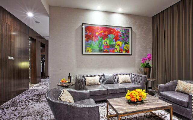 Crowne Plaza Shanghai Jinshan Hotel