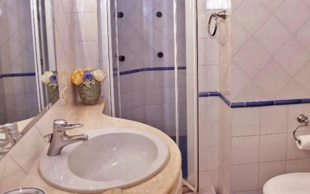 Beautiful 2-bed House in Positano Main Square Area
