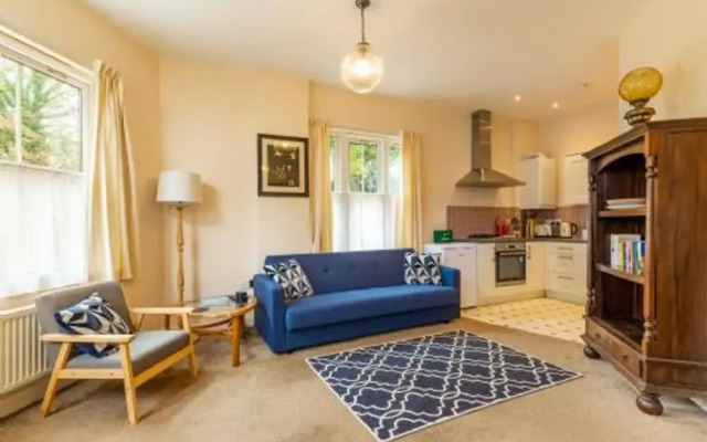 Host Stay Coastal Retreat