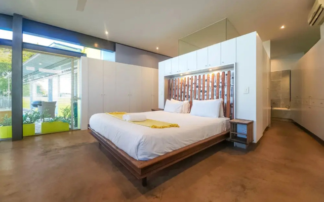 Ocean Views Open Plan Pool 4bed