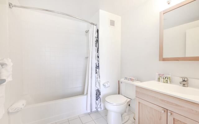 Watermark Kendall West by Bluebird Suites