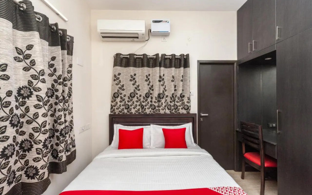 OYO 28257 Skye Service Apartments