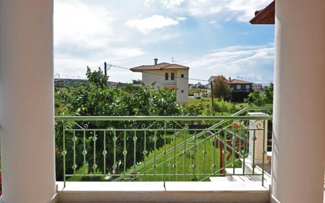 Fotinia Beach House 1st floor - Dionysiou Beac...