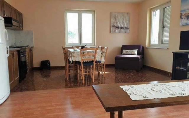 Apartments Loina