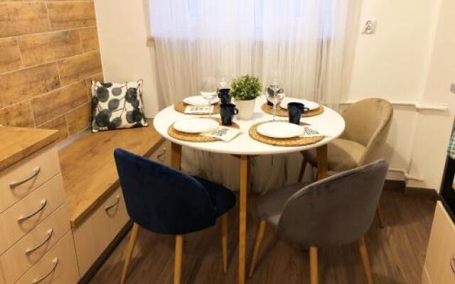 Aleja 3 maja 7 by Homeprime