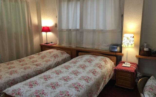 Ladies Inn moTomachi - Caters to Women