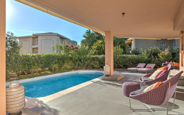 Luxurious Villa Philoxenia