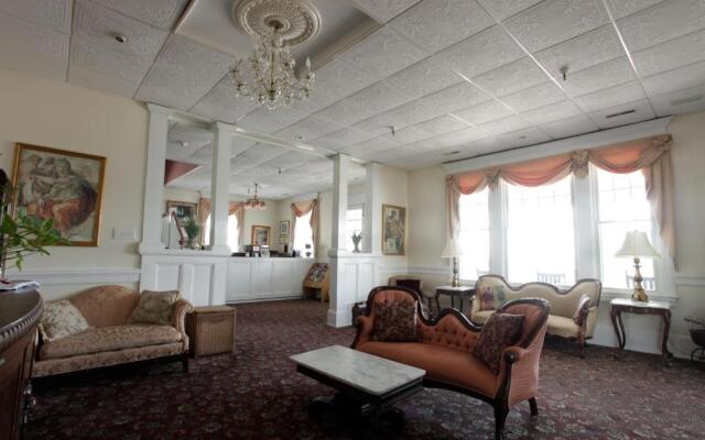 Hotel Macomber