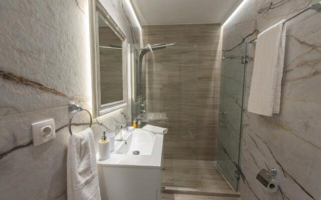 1571_Suites A1