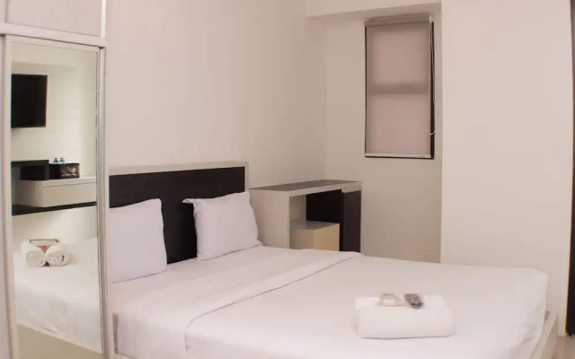 Cozy Living Studio At Urbantown Apartment Karawang