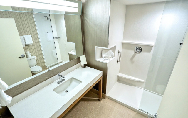 Courtyard by Marriott North Brunswick