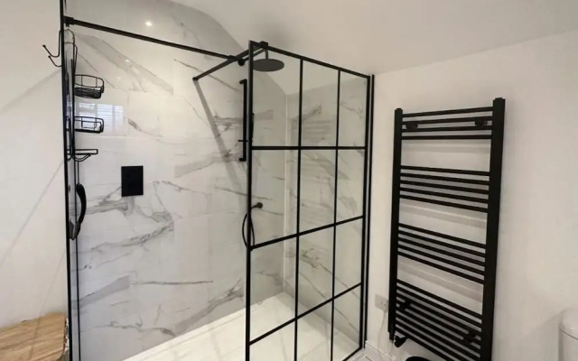 Exquisite renovation in central location