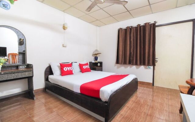 OYO 654 Samanmit Inn Hotel