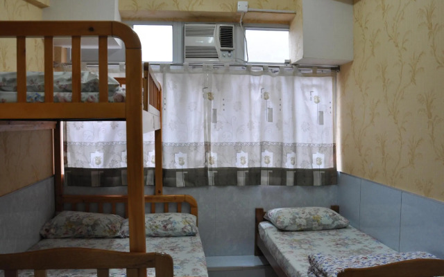 Dragon Hostel