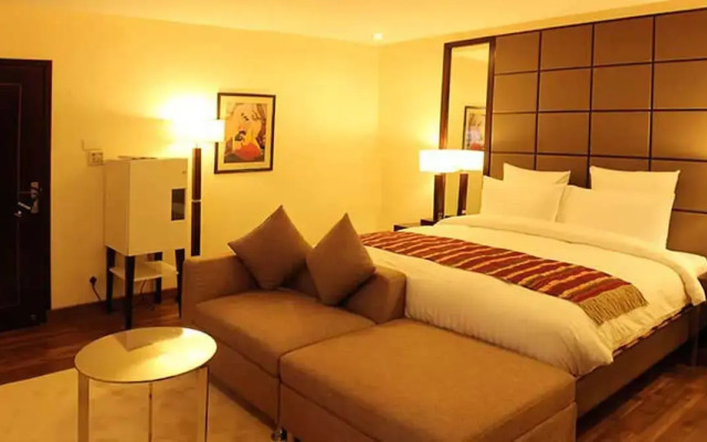 Serai Boutique Hotel