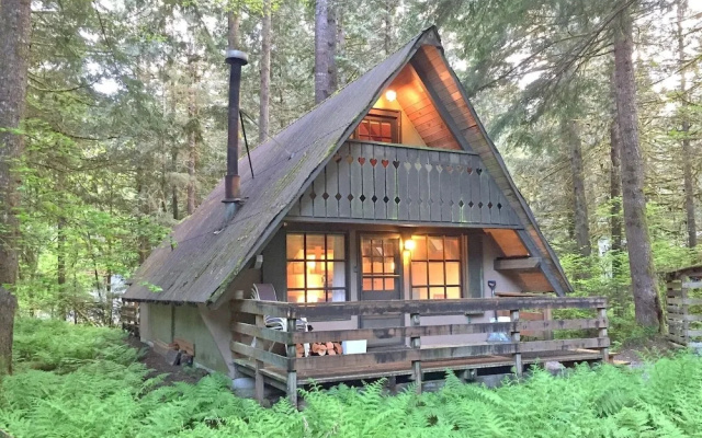 86sl - Rustic - Pets Ok - Bbq - Sleeps 6 3 Bedroom Home by RedAwning