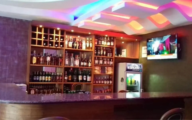 Delfirm Hotel