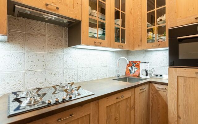 Retro apartment with garden by GuestReady