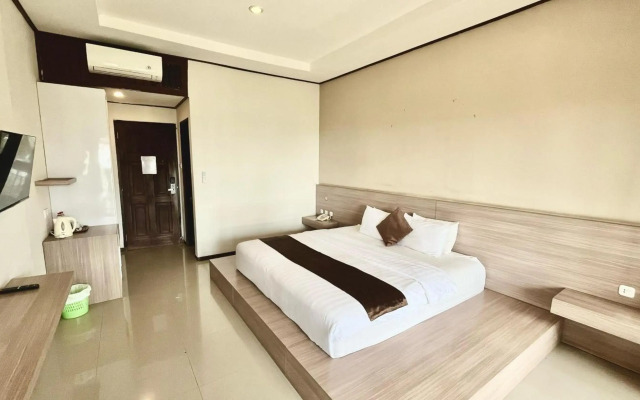 Surya Kencana Seaside Hotel