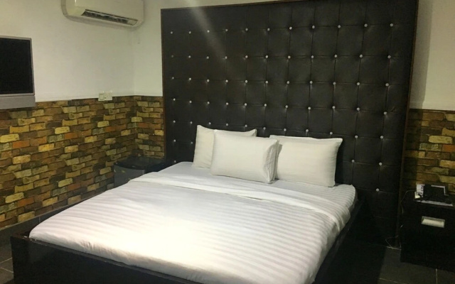 Sese Cottage
