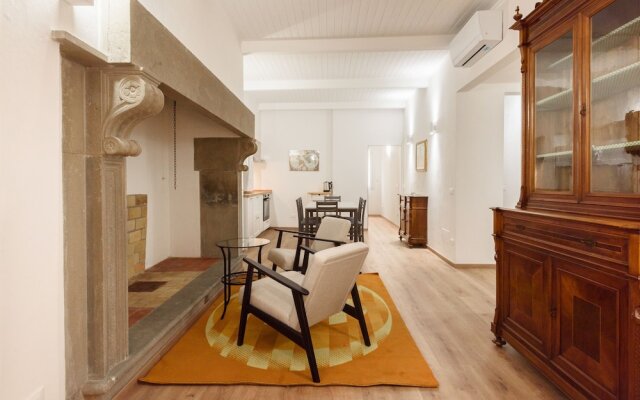 Uffizi 3 bedrooms by Mmega