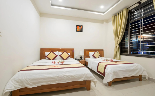 Dam Tien Hotel